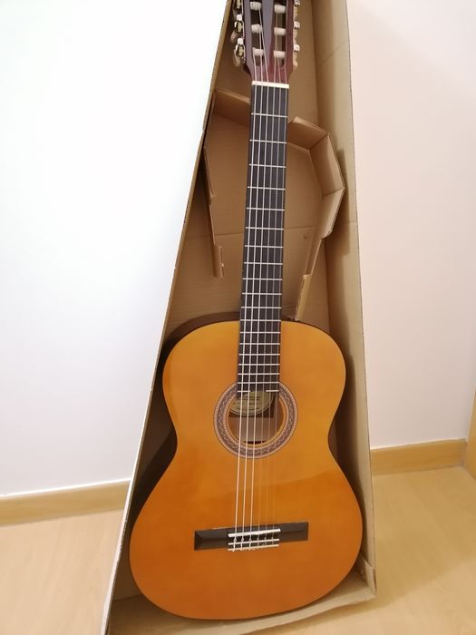 NOVO - Guitarra Clássica Valencia