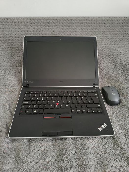 Laptop Lenovo Thinkpad Edge 11 używany + nowa cicha myszka