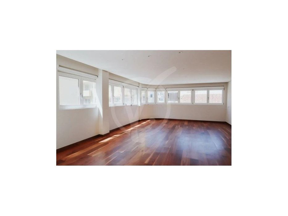 Apartamento T3 NOVO a 50 metros da praia - Centro da Póvoa de Varzim — Póvoa De Varzim, Beiriz E Argivai, Porto