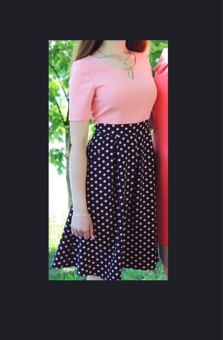 Сукня в горошок