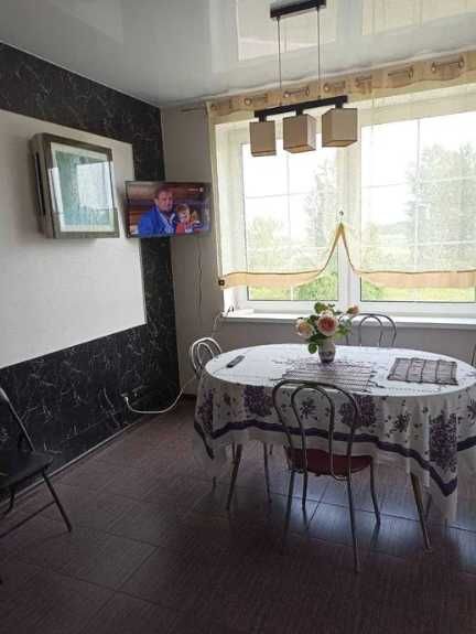 Продаж гарного будинку-готелю с. Кедина гора