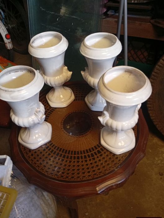 Vendo estas peças muitas bonitas bom estado