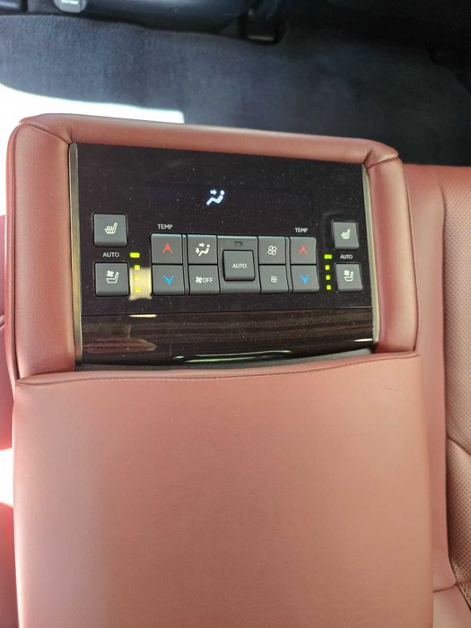 Продам LEXUS LX450