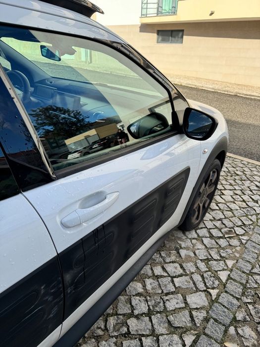 Citroën C4 Cactus 1.2 PureTech Shine