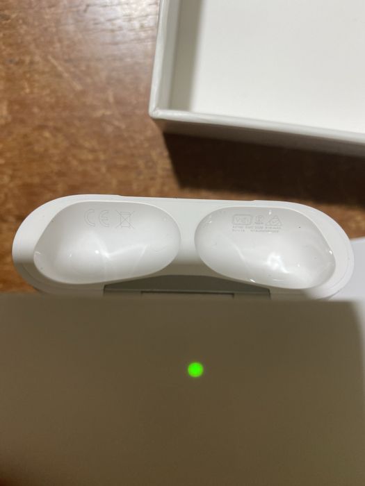 AirPods Pro(читайте опис)