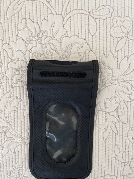 Bolsa estanque para telemóvel