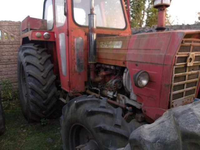Ciągnik IMT 579 , Ferguson silnik, skrzynia , całość