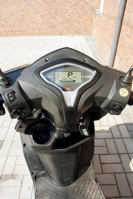 Електроскутер Yadea S-Way 1500 Wt Двомісний