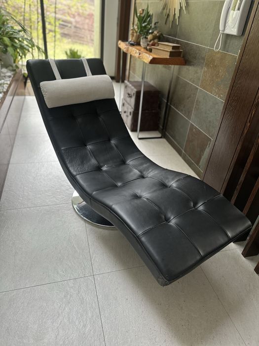 Cadeirão chaise longue rotativo