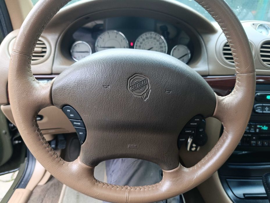 Carro impecável  tudo a funcionar perfeito64539032276481124