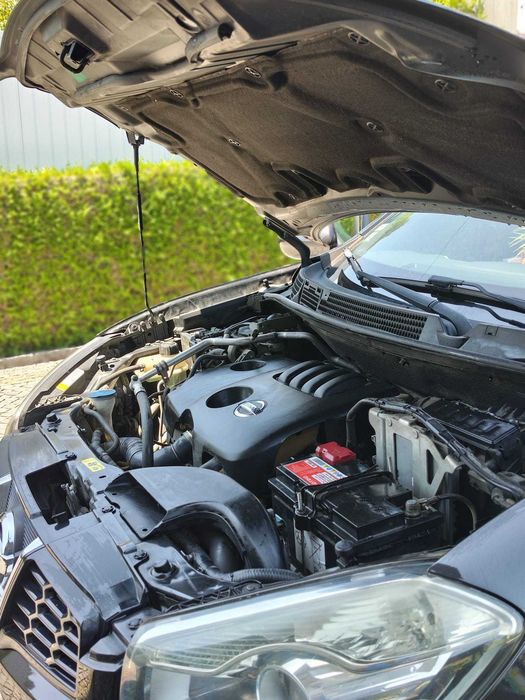 Nissan qashqai 2010