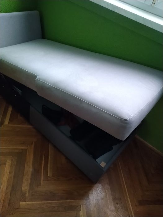 Leżanka / szezlong ze skrzynią
