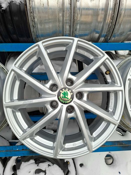 Диски Alutec 5/112 R17  7J ET40 Skoda Шкода 2019рік .