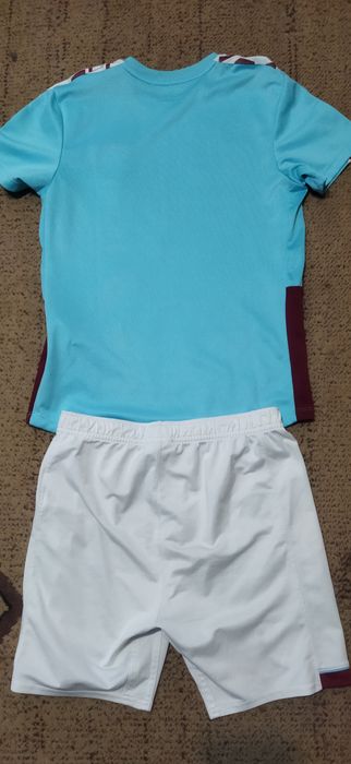 Форма футбольна на 11 років(146см)