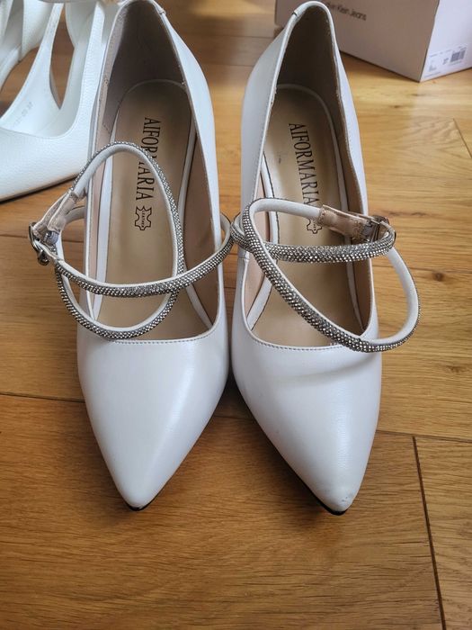 Туфлі весільні білі