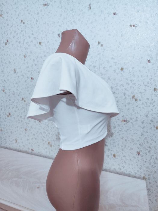 Продам красивую блузку топик для девочки подростка р 152-156