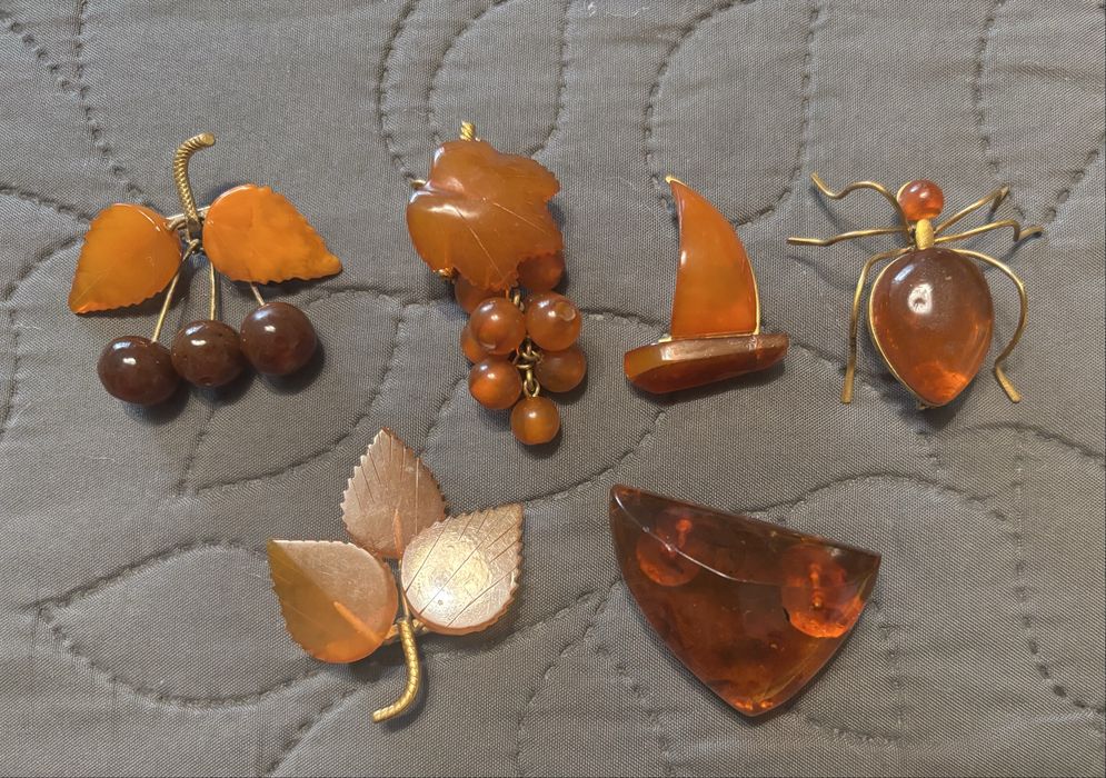 Янтарь брошки ссср Калининград