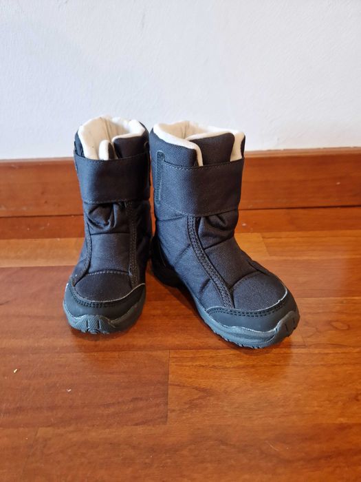 Botas Neves criança tamanho 24