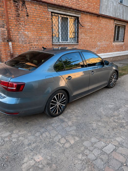 Автомобиль Джетта 6