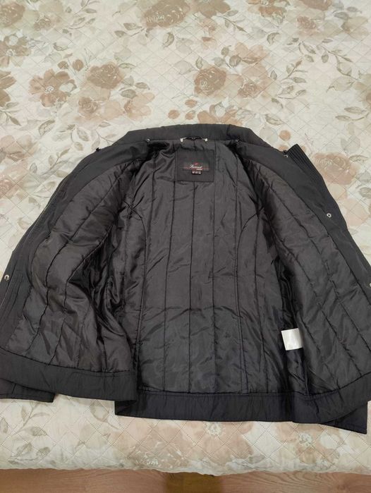 Casaco Forecast tam. L em excelente estad