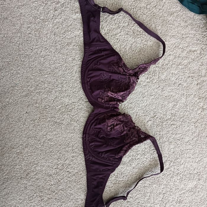 Biustonosz chantelle 75 c