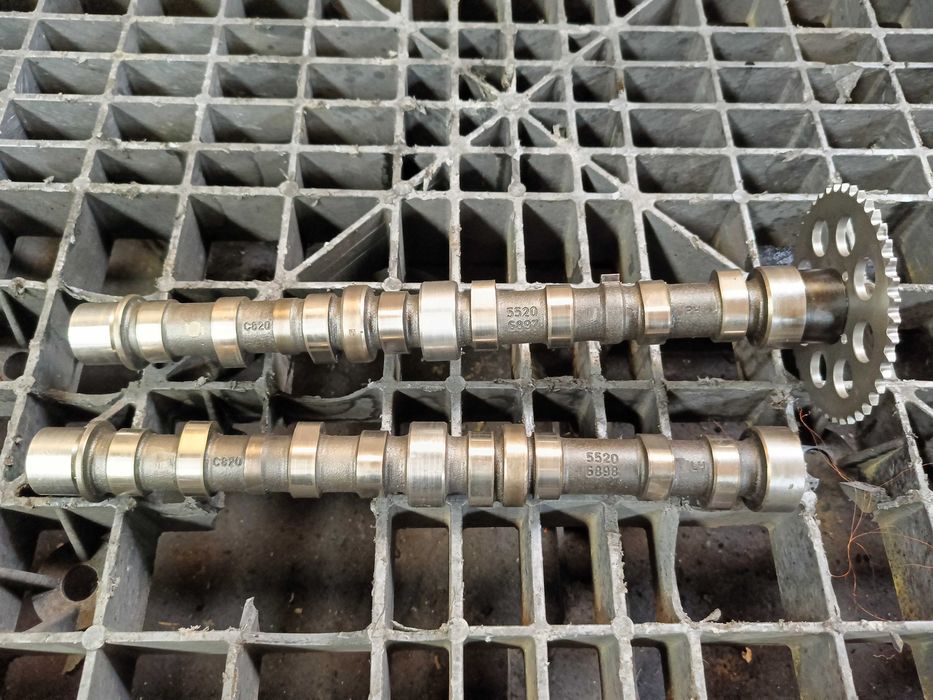 Wałek rozrządu Opel Combo Fiat Doblo 1.3 JTD CRDI