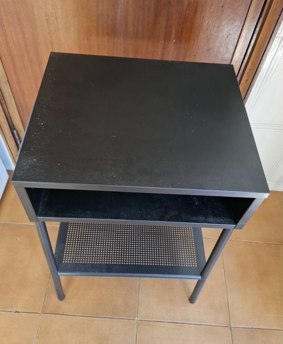 Mesa de cabeceira ikea