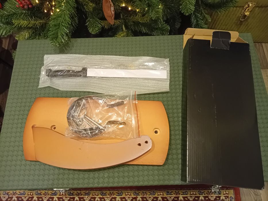 Presunto de Porco Preto Ibérico (Pata Negra) Com Suporte