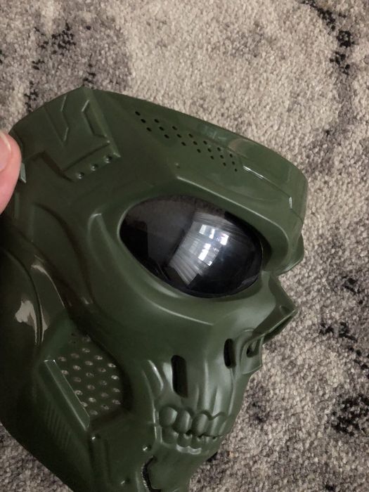 Маска пластика військових