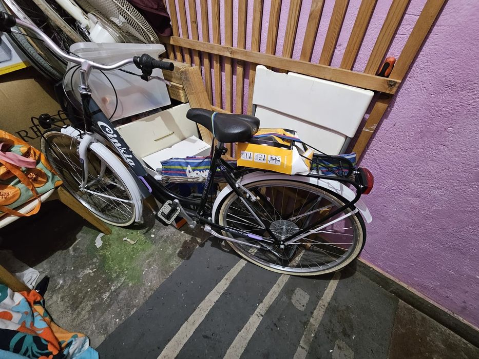 Bicicleta da marca  Cinzia  em bom estado, pouco usada