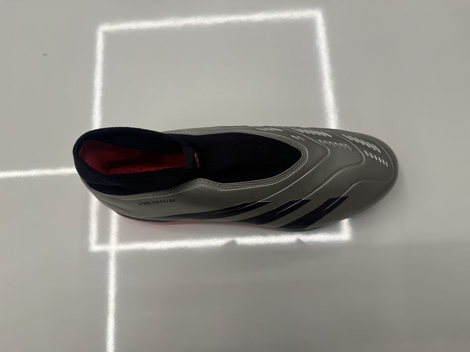 Chuteira Adidas Predator League LL