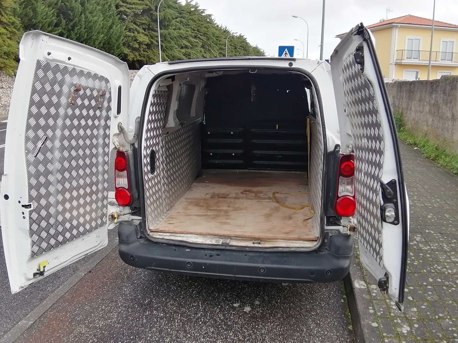 Peugeot Partner Curta