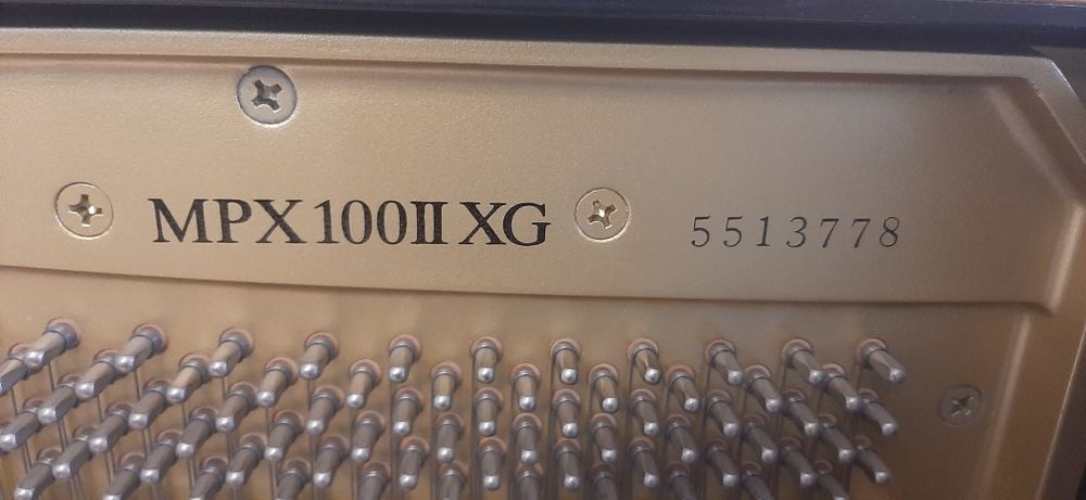Pianio Yamaha "MPX II XG - SILENT and DISK Piano™