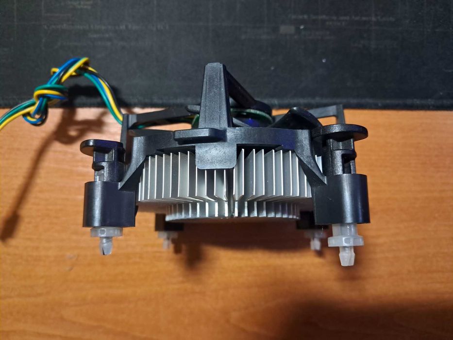 Охлаждения процессора LGA 775 2шт. б/у. цена от 80грн.