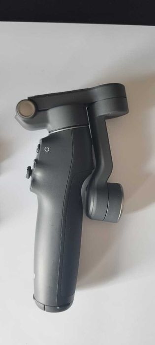 Estabilizador dji Osmo Mobile 7P para iPhone e Android