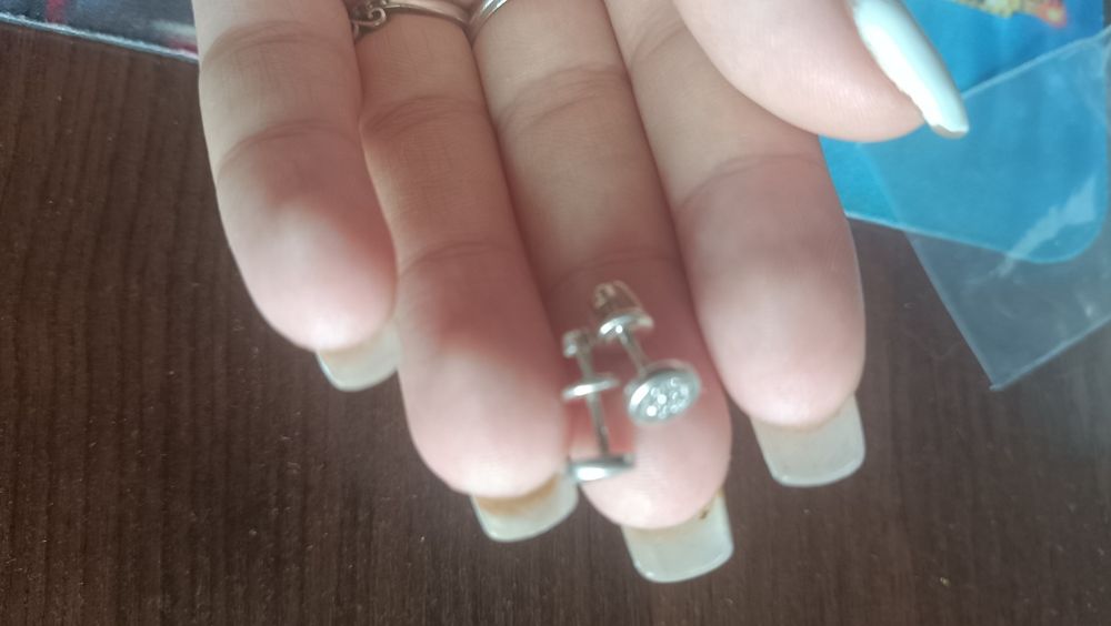 Сережки срібні .