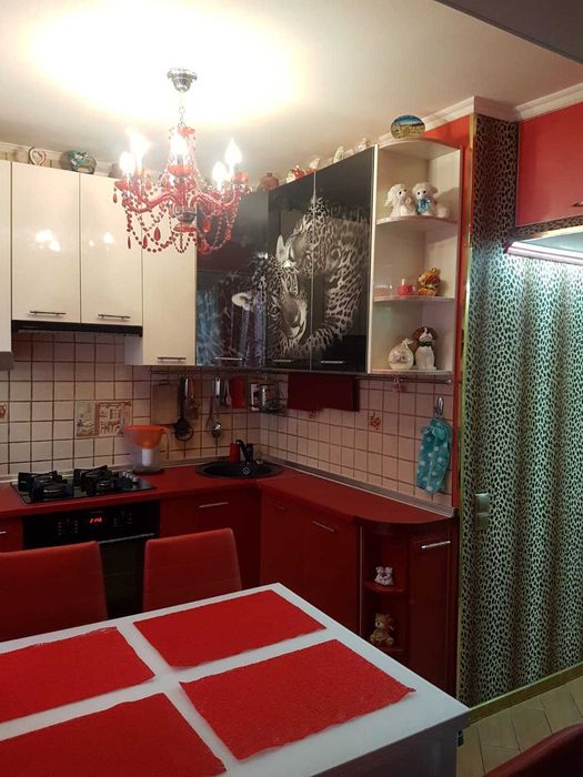 2 кімн Відрадний Вацлава Гавела 83Г Гарний ремонт У дворі 45квм