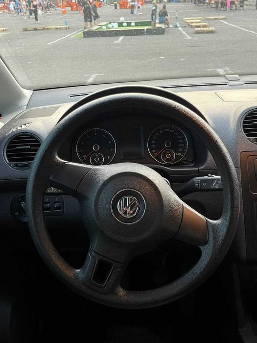 Volkswage  Caddy 2013