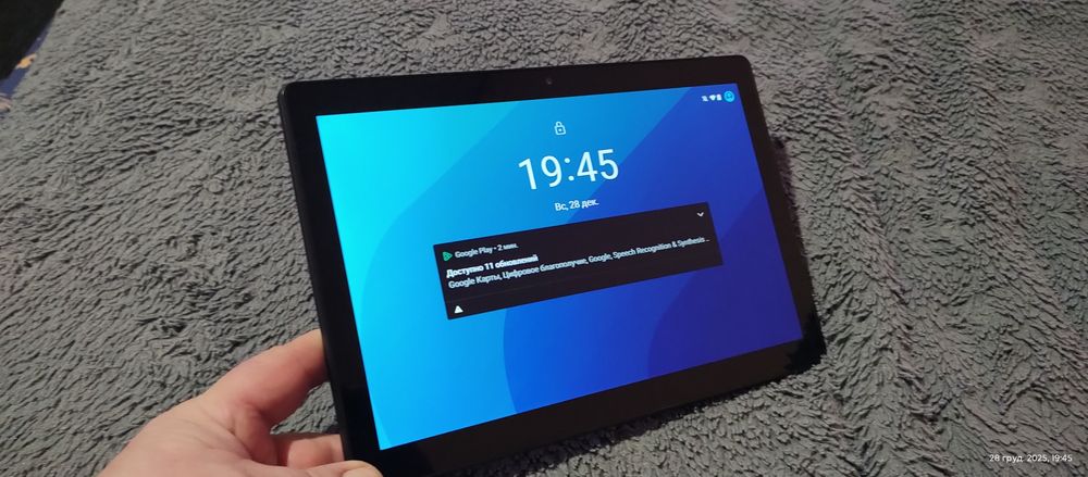 Планшет а металлическом корпусе не дрого