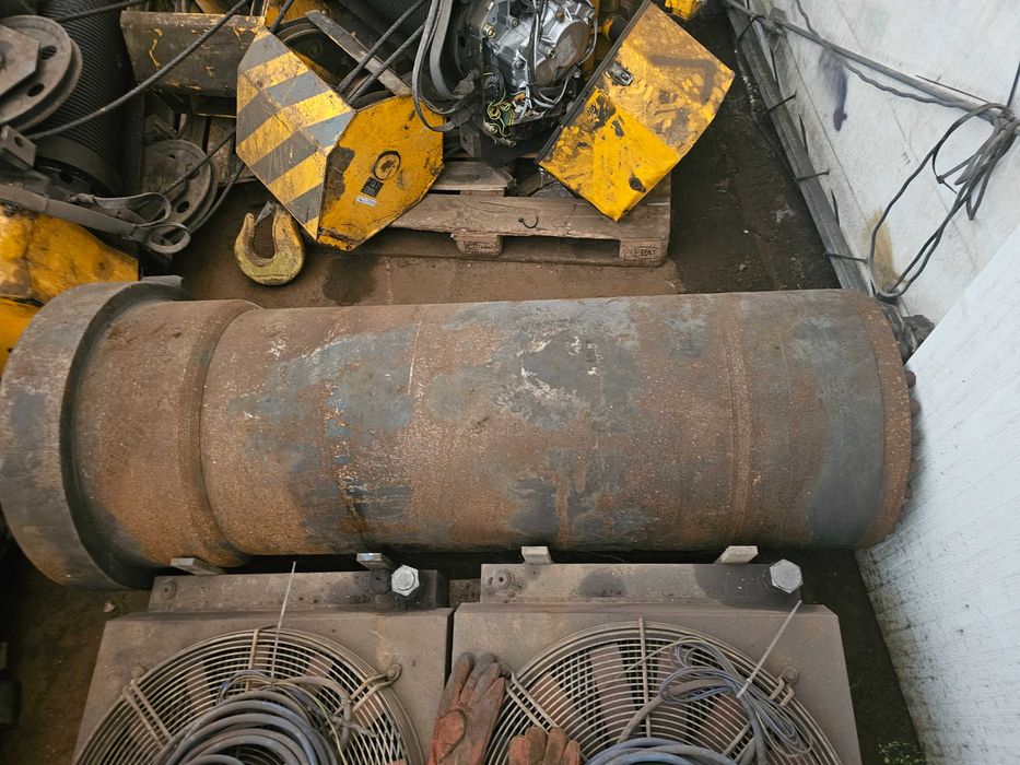 Siłownik hydrauliczny do praso-nożyc Bonfiglioli , po regeneracji