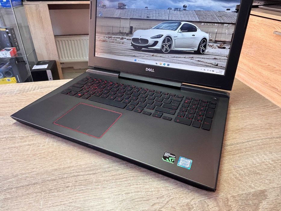 Laptop gamingowy Dell Inspiron 7577 - i7-7700HQ, 16GB ram, 512GB SSD, Nvidia Geforce GTX