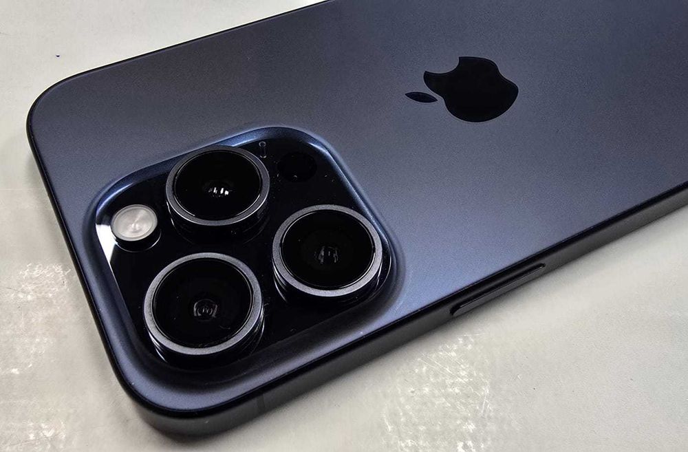 Smartfon Iphone 15 Pro 128GB Gwarancja Toruń Przezent