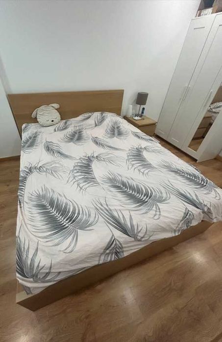 Estrutura de cama IKEA Malm (para colchão de tamanho padrão 160 x 200 cm) com 4 gavetas de arrumação (colchão não incluído)