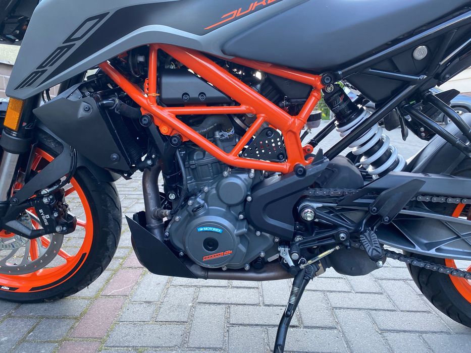 Продається KTM Duke 390 2023р в новому стані!