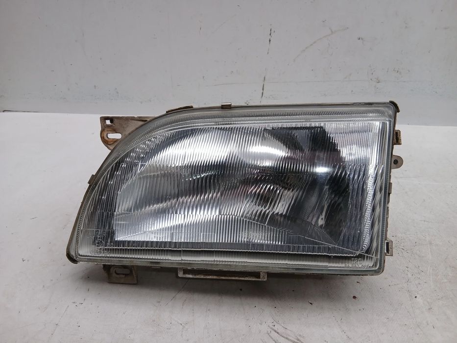 Ótica / farol esquerda FORD Transit Chassis (E_ _)