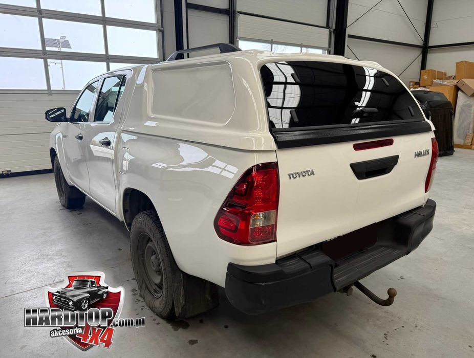 Zabudowa Paki TOYOTA HILUX 2015+ Bez szyb PEŁNE boki Hardtop Premium