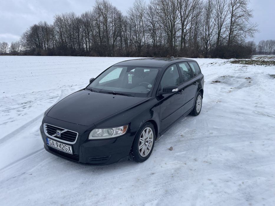 Volvo v50 diesel 2.0 automat  do oinwestowany stan bdb