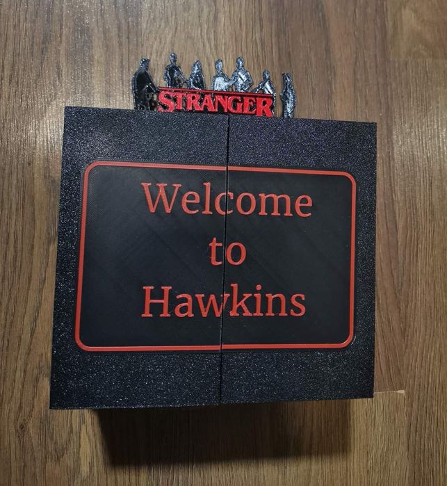 Підставка для фігурок Stranger Things Kinder (Дивні Дива) KinderJoy