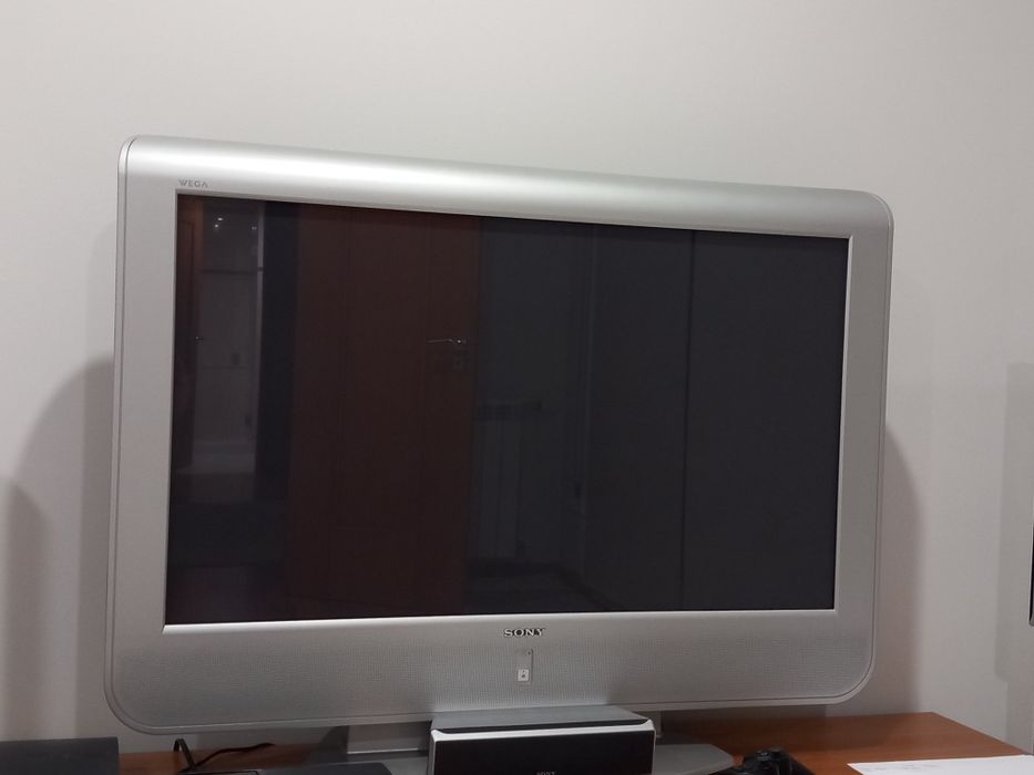 Reservada: TV Sony Wega 42"