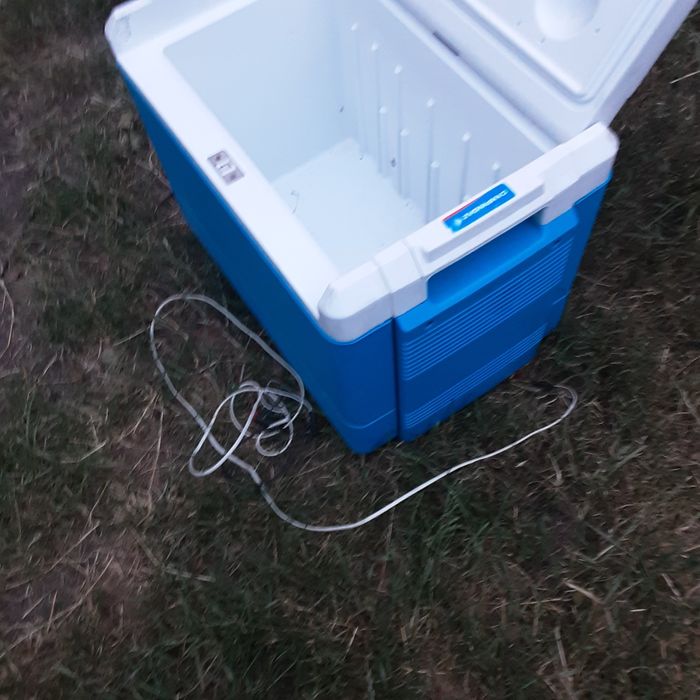 Автохолодильник Германия 12 в